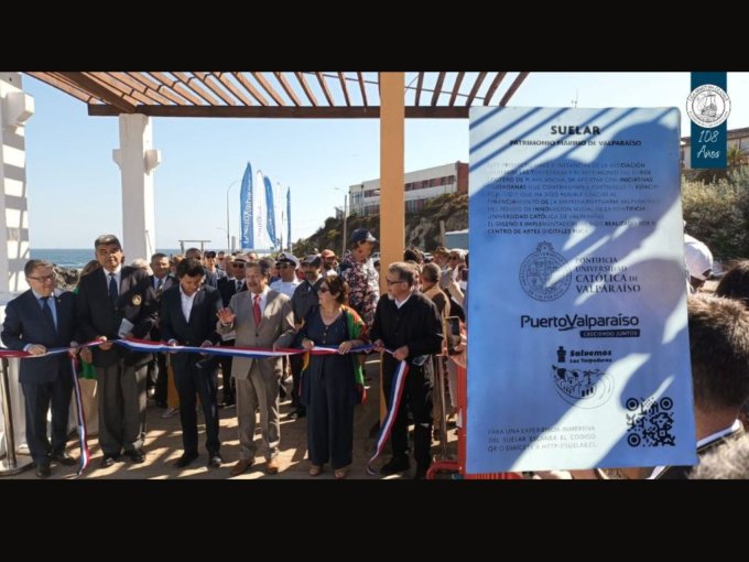 Inauguran mural interactivo en Borde Costero de Valparaíso que permite conocer especies marinas mediante una App