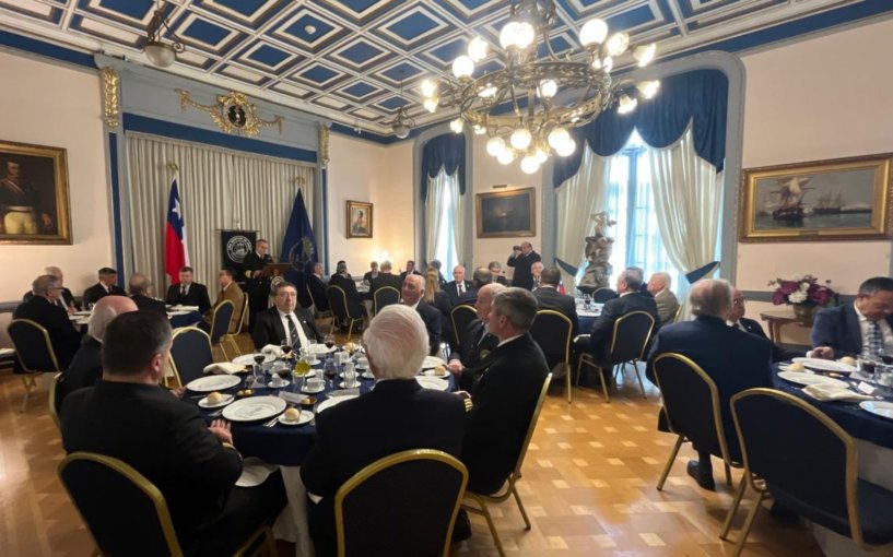 Liga Marítima de Chile rindió homenaje a la DGTM en su 177° aniversario