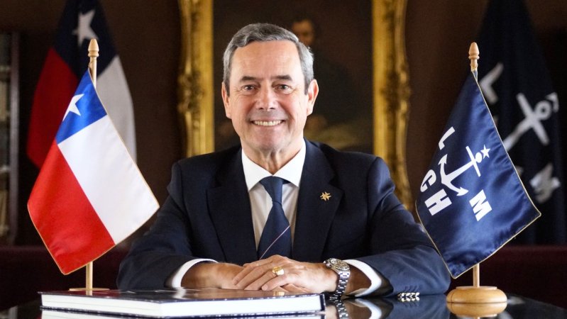 “Chile debe volver a mirarse desde el mar”